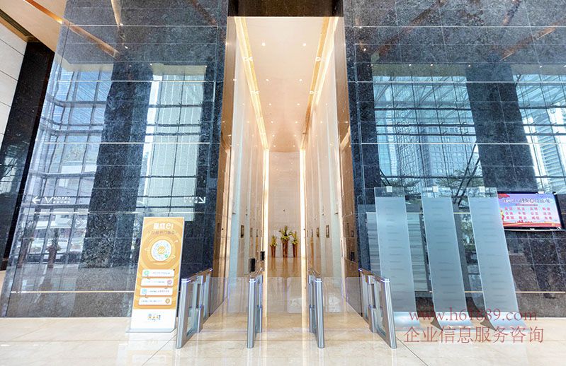 皇崗商務(wù)中心(卓越世紀(jì)中心2號(hào)樓) 出租均價(jià):139元/平米/月 福田核心區(qū) 會(huì)展中心地鐵站 電梯廳圖片