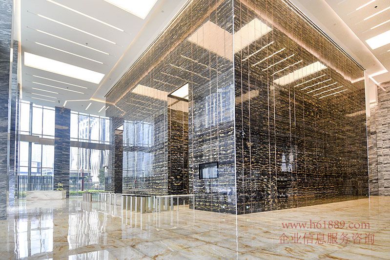 皇庭中心 出租均價(jià):139元/平米/月 福田核心區(qū) 會(huì)展中心地鐵站 大堂圖片