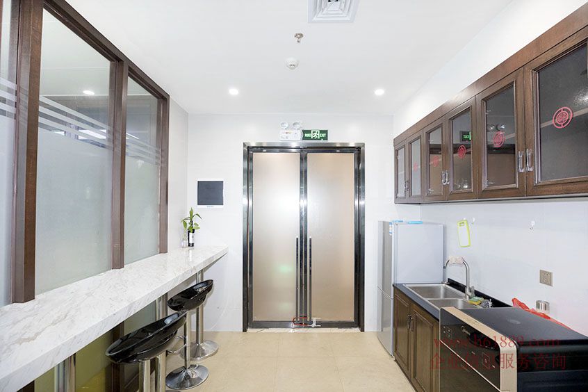 皇庭中心【皇庭中心大廈】會展中心地鐵站 地鐵1號線【羅寶線】地鐵4號線【龍華線】出租 裝修圖片